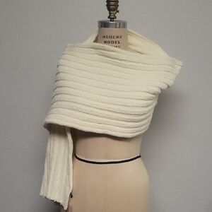 New With Tags. Talbots Cream Chunky Textured Knit Scarf